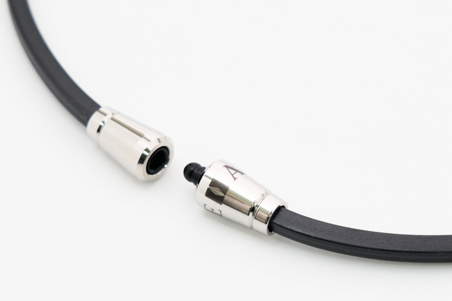 【磁気ネックレス】ANGLE e.MODEL 02 NECKLACE